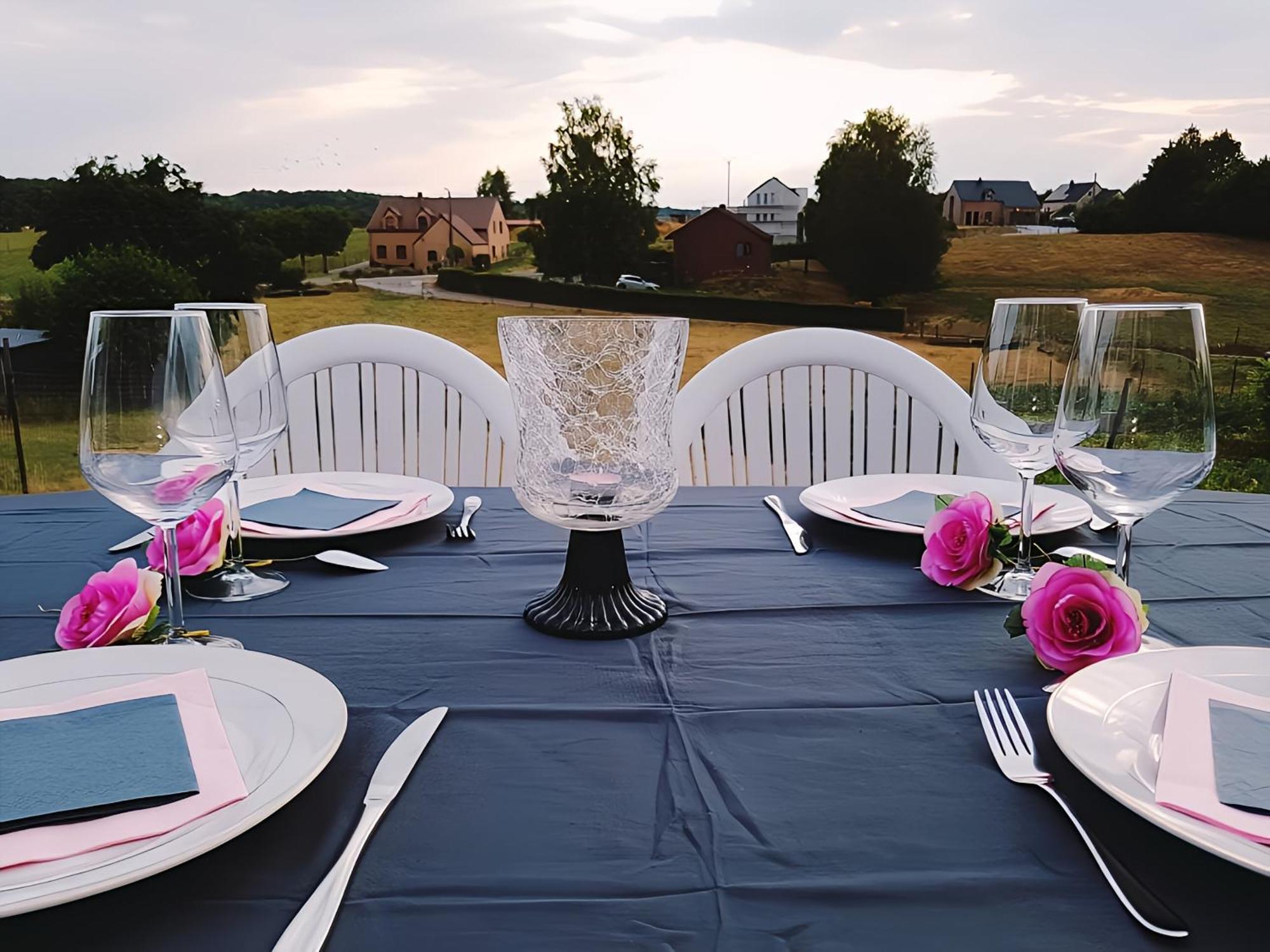 Au Chant Des Roches - Parking - Wifi - Terrasse - Chambres Familiales - 세르퐁텐느 외부 사진