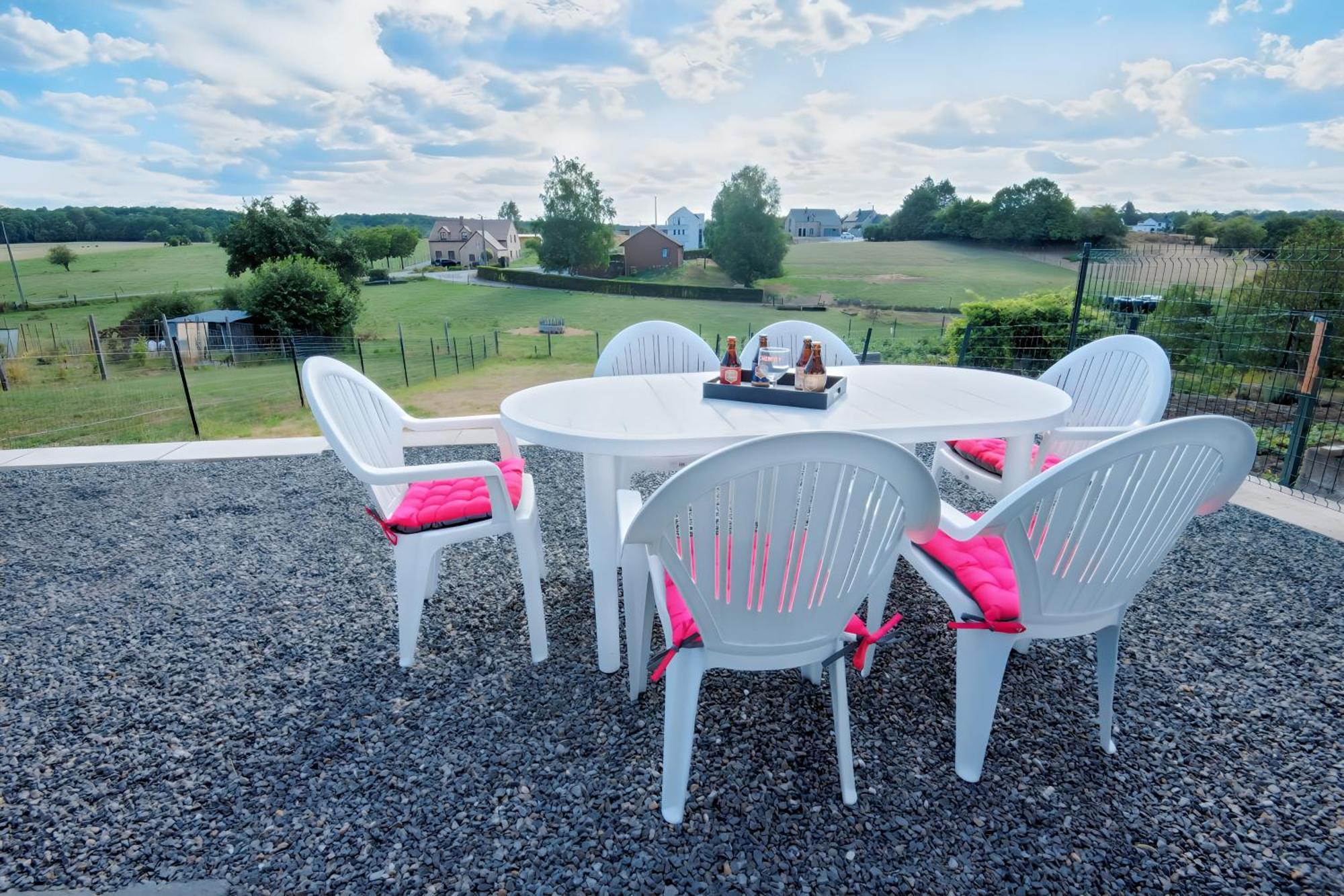 Au Chant Des Roches - Parking - Wifi - Terrasse - Chambres Familiales - 세르퐁텐느 외부 사진