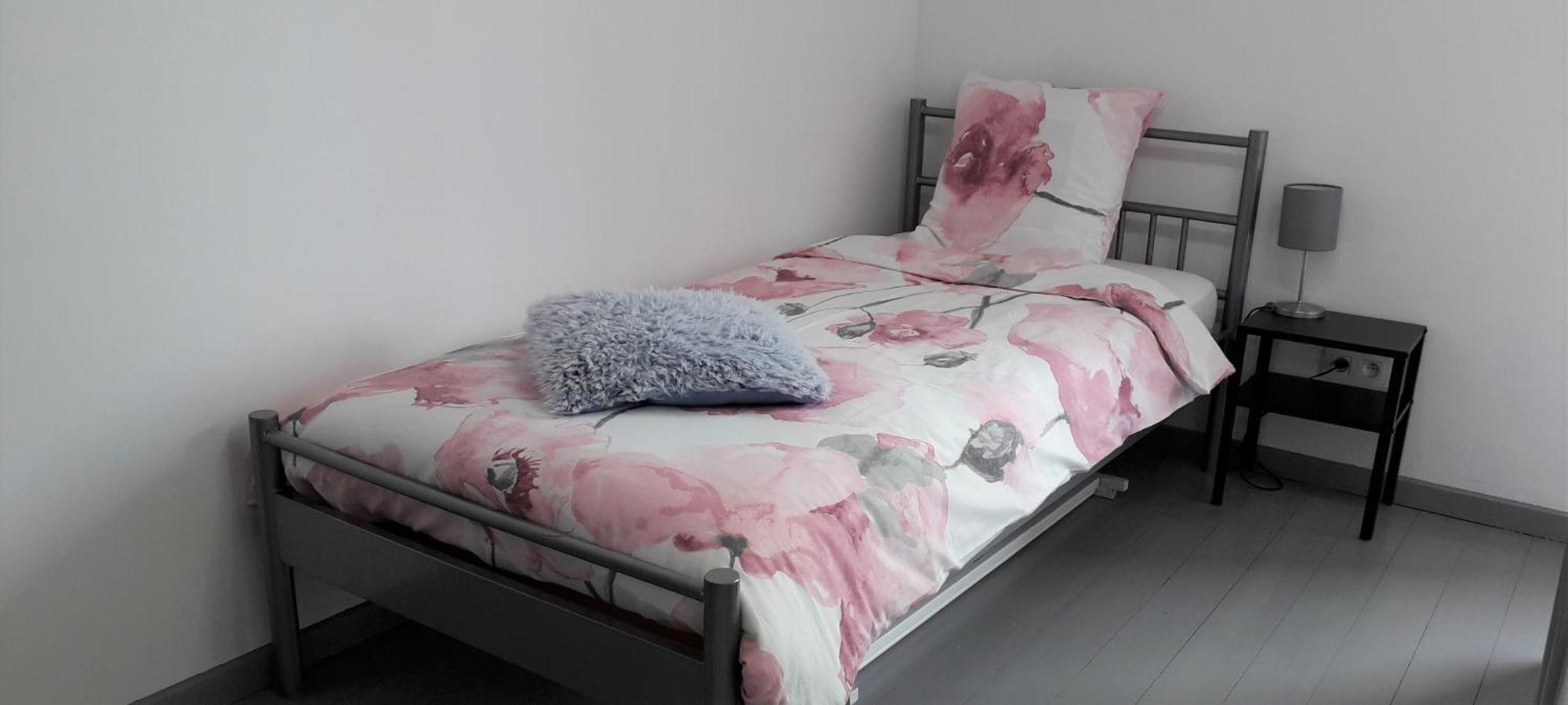 Au Chant Des Roches - Parking - Wifi - Terrasse - Chambres Familiales - 세르퐁텐느 외부 사진